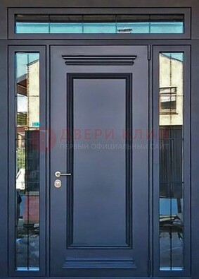 Черная металлическая дверь с фрамугой и филенкой ДФГ-19 в Истре