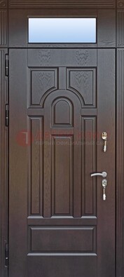Железная дверь с фрамугой в коричневом цвете ДФГ-22 в Истре