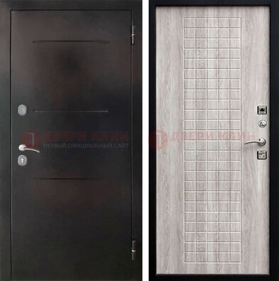 Черная железная дверь с порошковым покрытием и филенчатой МДФ ДП-221 в Истре