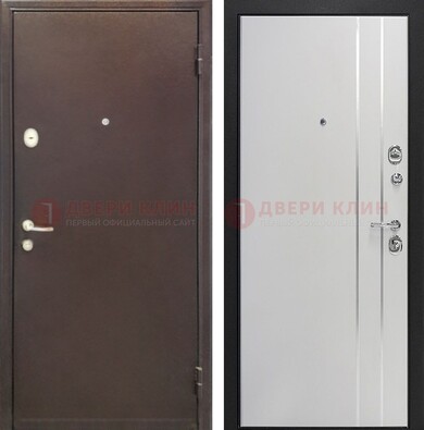 Входная дверь с порошковым покрытием с МДФ с молдингами ДП-232 в Истре