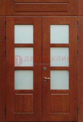 Металлическая парадная дверь со стеклом ДПР-69 для загородного дома в Истре