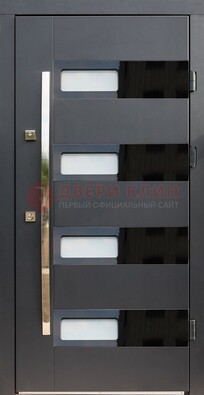 Черная стальная дверь МДФ хайтек со стеклом ДС-16 в Истре
