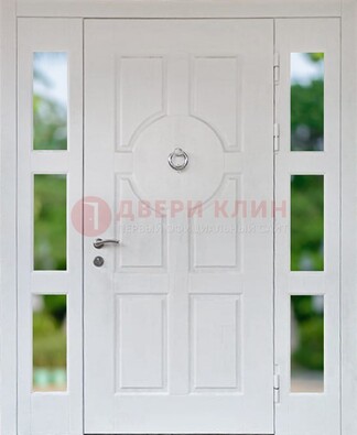 Белая стальная дверь со стеклом и фрамугами ДС-20 в Истре