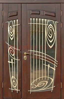 Коричневая железная дверь с большим стеклом и ковкой ДСК-203 в Истре