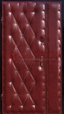 Бордовая тамбурная дверь ДТМ-25 в Истре
