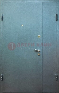 Серая тамбурная дверь ДТМ-34 в Истре