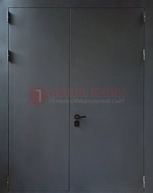 Черная распашная тамбурная дверь Порошок ДТМ-46 в Истре