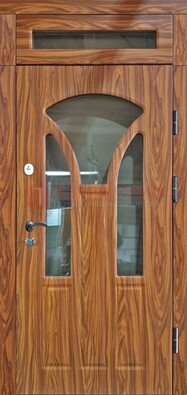 Коричневая классическая входная дверь с виноритом ДВТ-66 в Истре